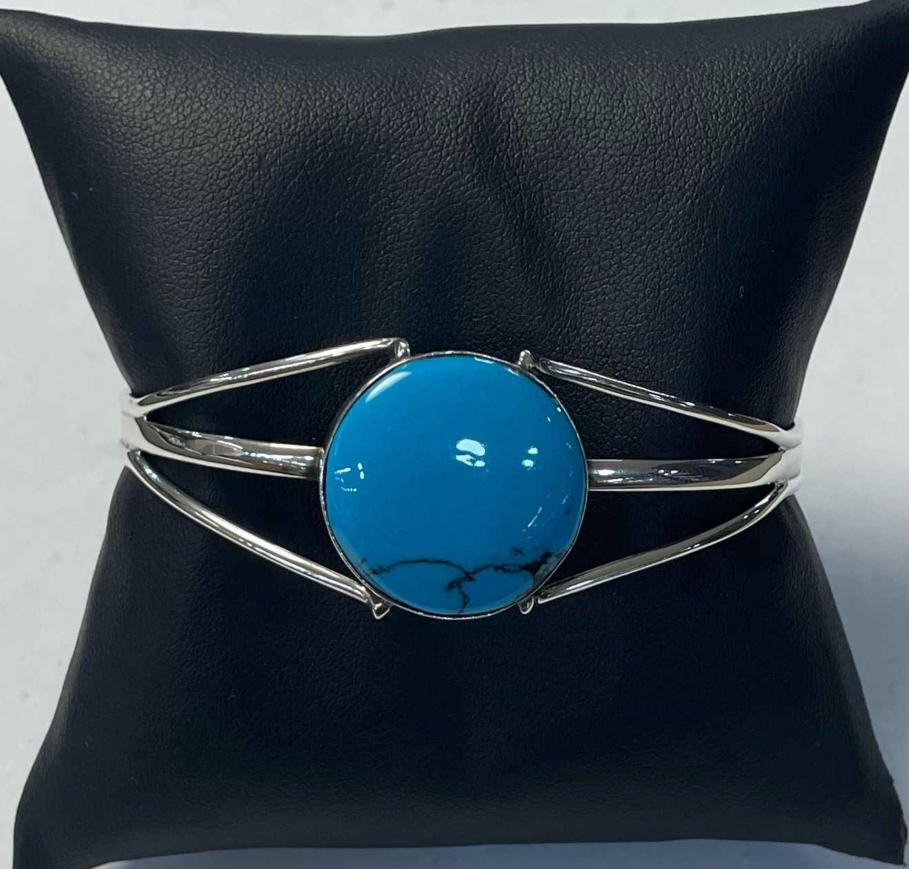 BRAZALETE CON TURQUESA EN PLATA LEY 925