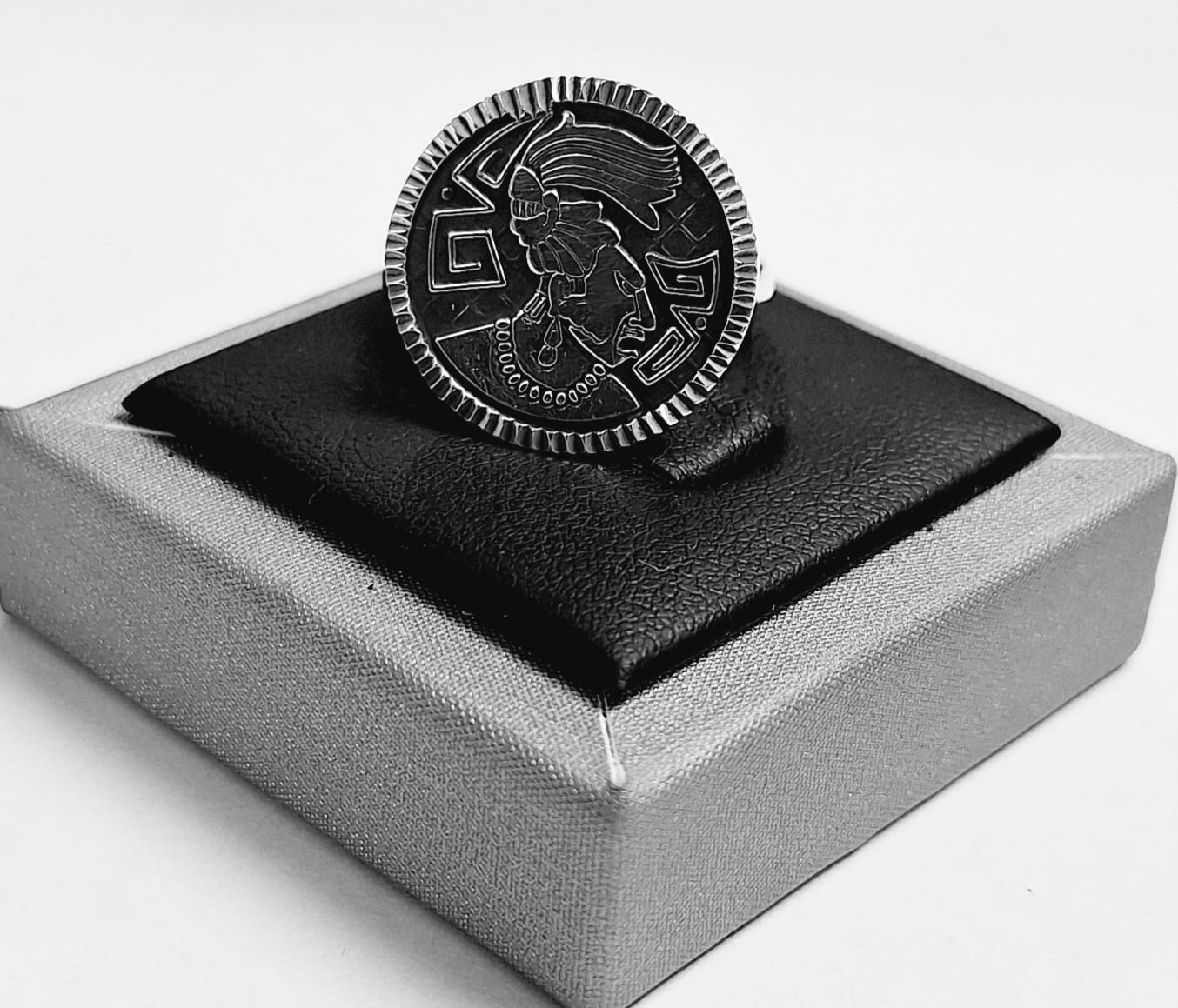 ANILLO CABEZA DE PALENQUE EN PLATA LEY 925