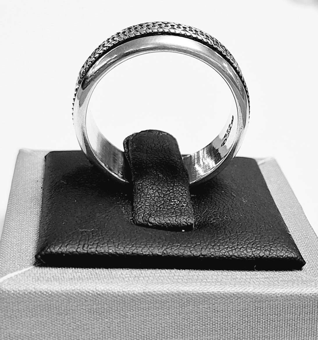 ANILLO ANTI ANSIEDAD EN PLATA LEY 925