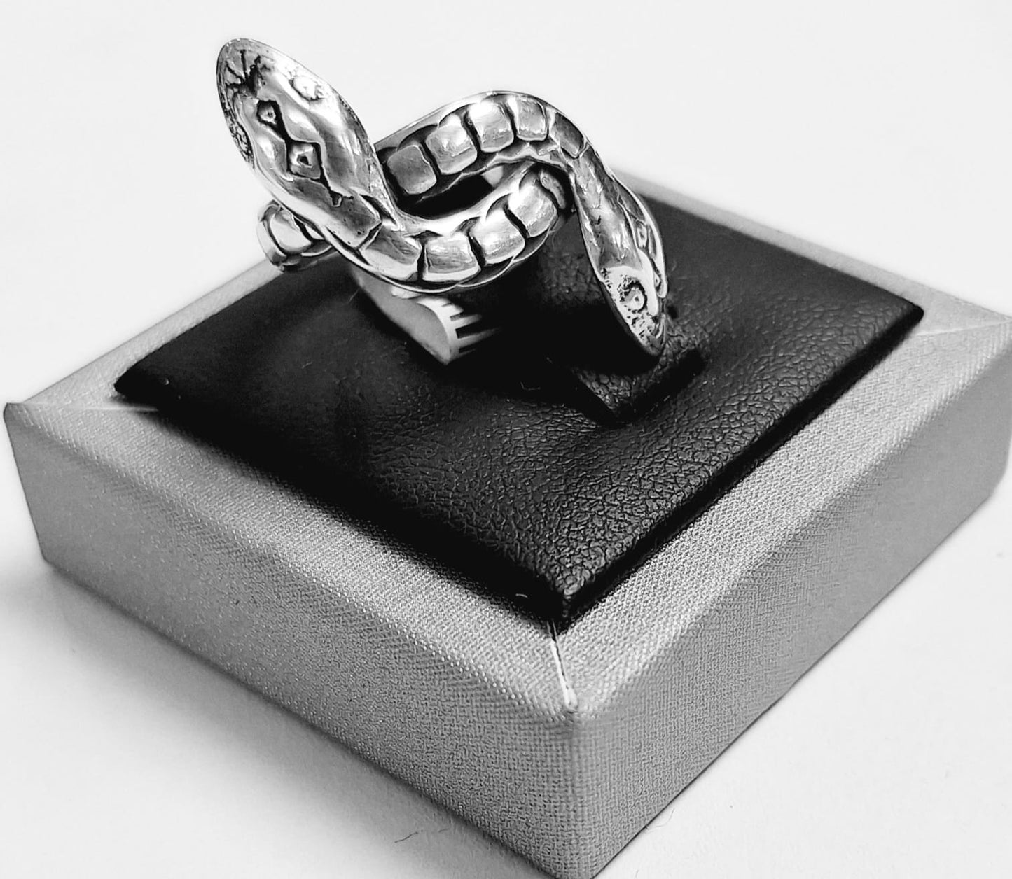ANILLO SERPIENTE EN PLATA LEY 925