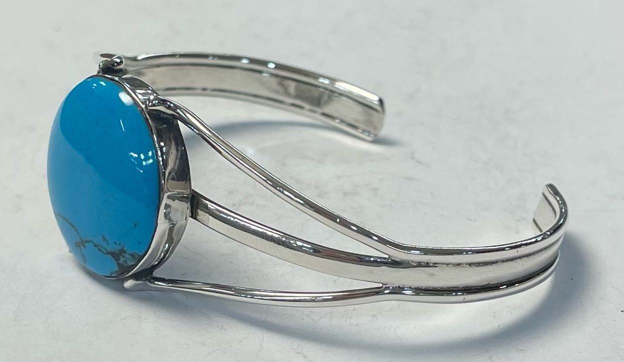 BRAZALETE CON TURQUESA EN PLATA LEY 925