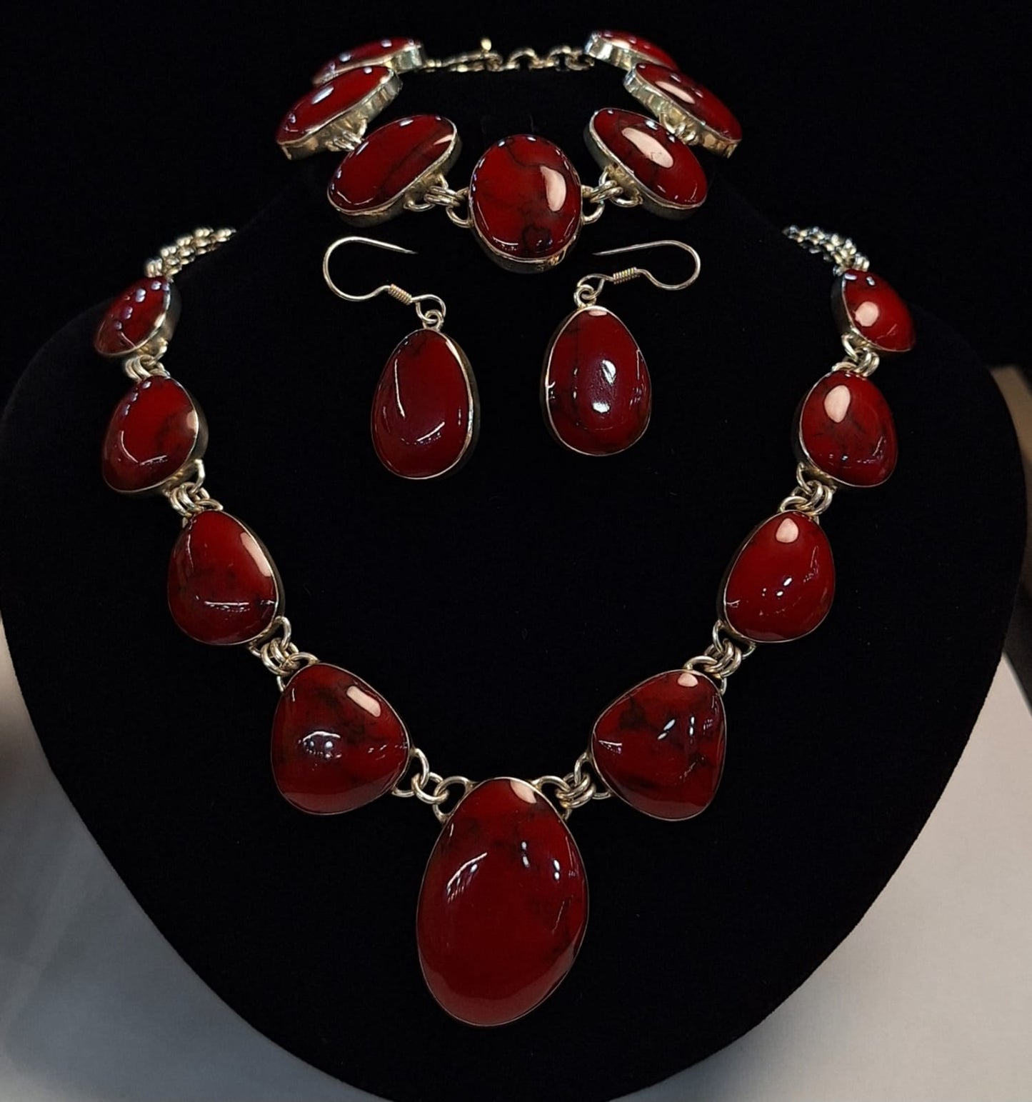 SET DE COLLAR CON INCRUSTACIONES DE PIEDRA EN PLATA LEY 950