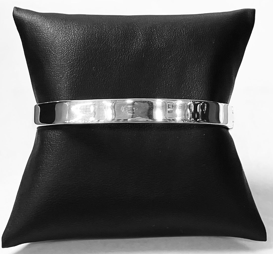 BRAZALETE OVALADO EN PLATA LEY 925
