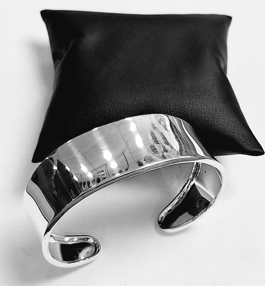 BRAZALETE EN PLATA LEY 925