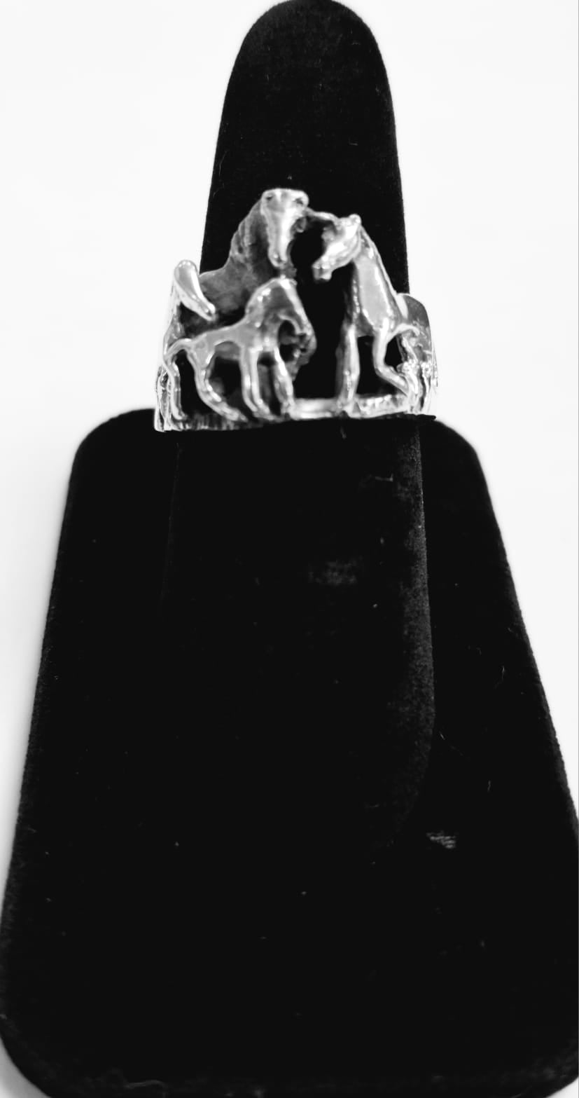 ANILLO DE CUATRO CABALLOS EN PLATA LEY 925