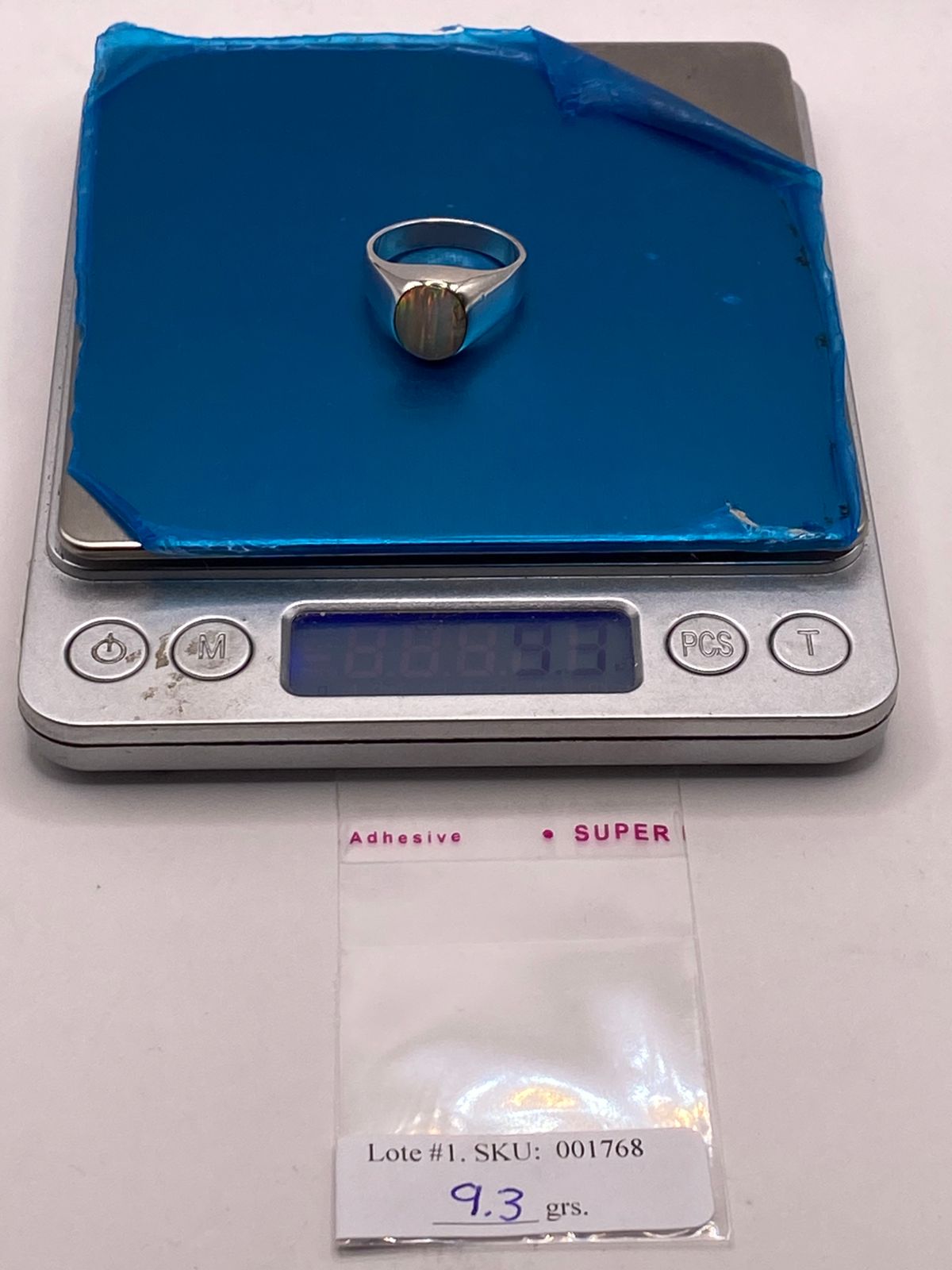 ANILLO DE ÓPALO DE FUEGO IRIDISCENTE EN PLATA LEY .925