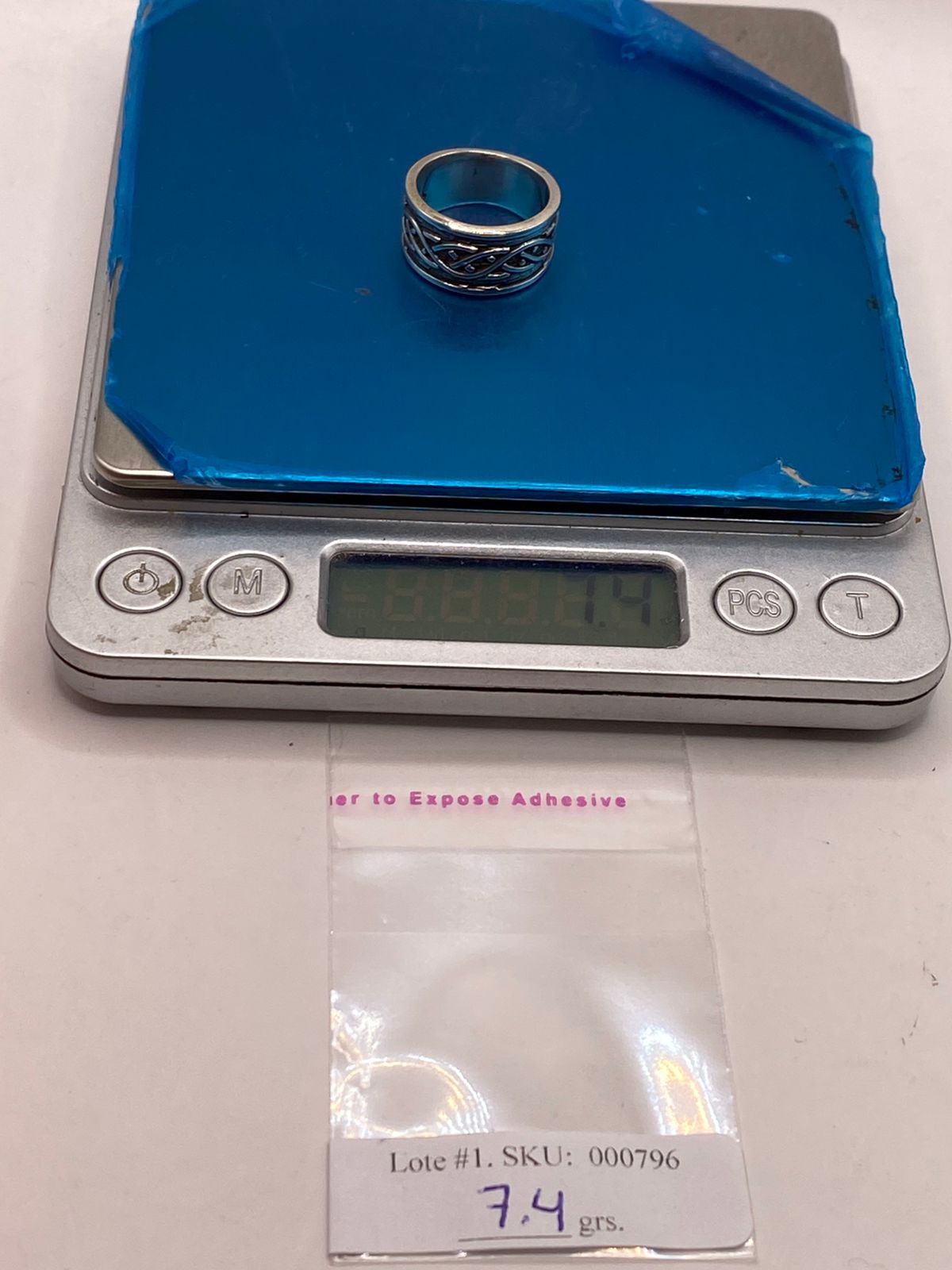 Anillo Artesanal en Plata con Diseño Celta Entrelazado