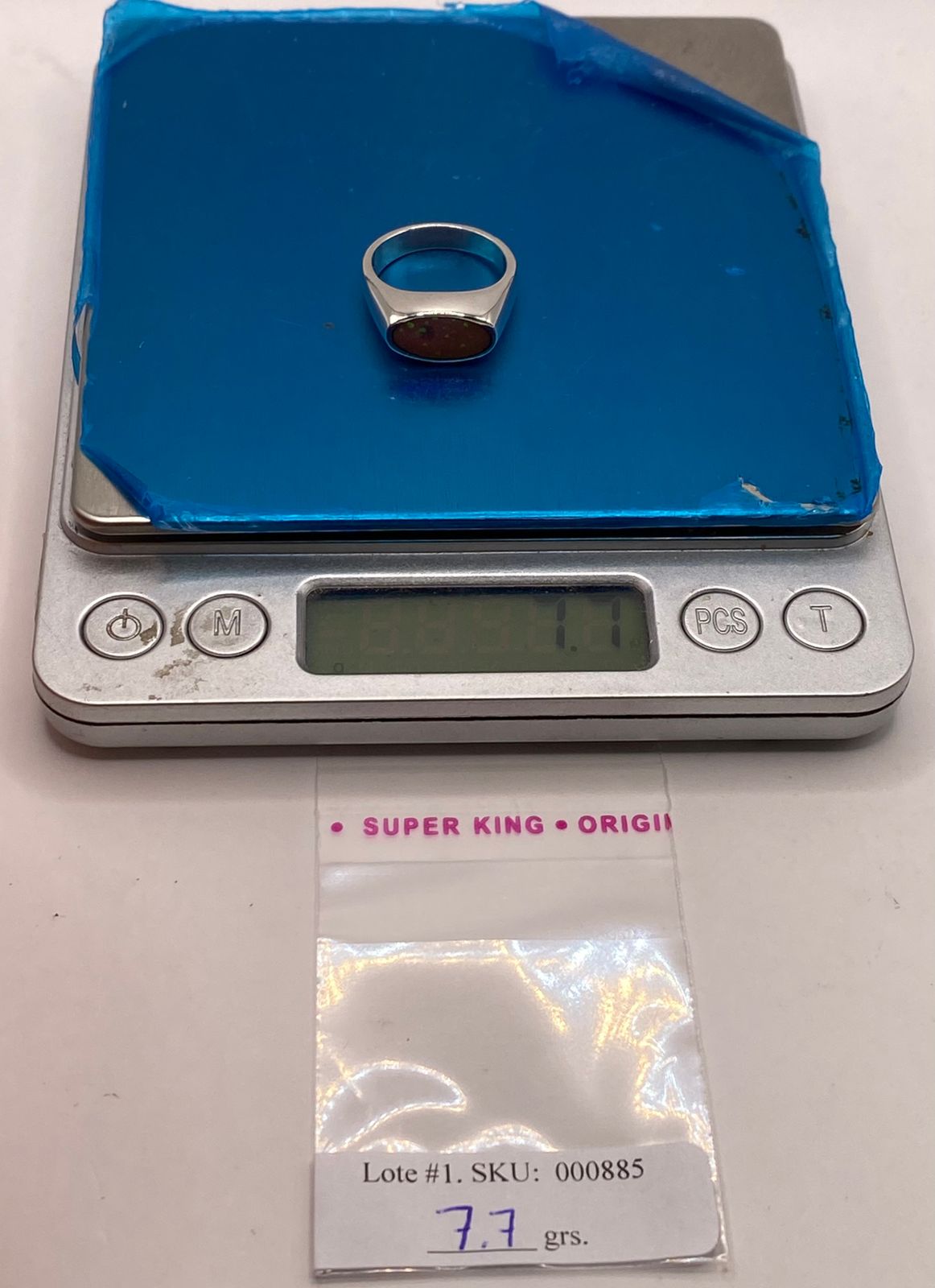 Anillo Ovalado en Plata Ley 925 con Ópalo de Fuego