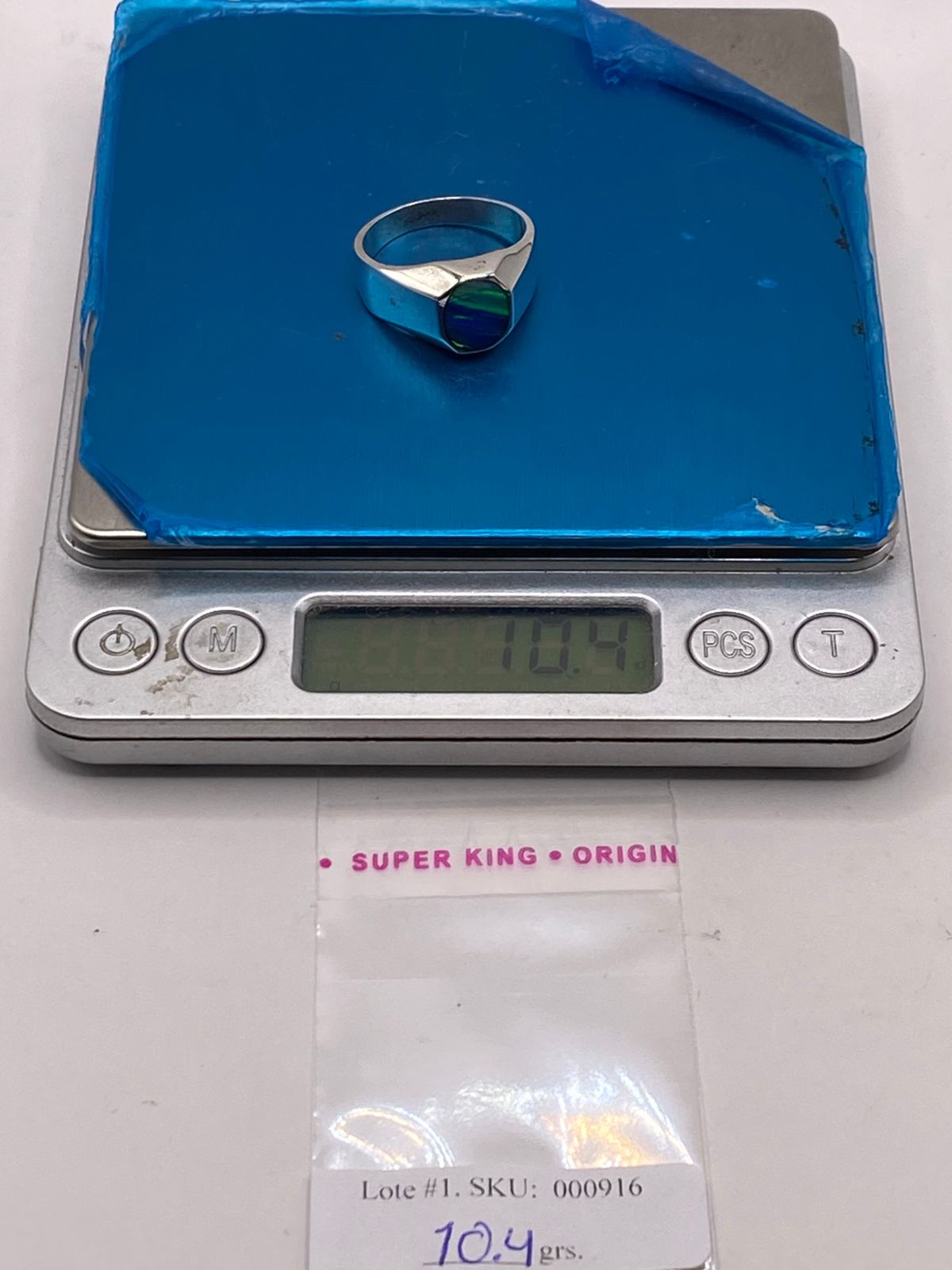 Anillo en Plata Ley 925 con Ópalo de Fuego Diseño Ovalado Moderno