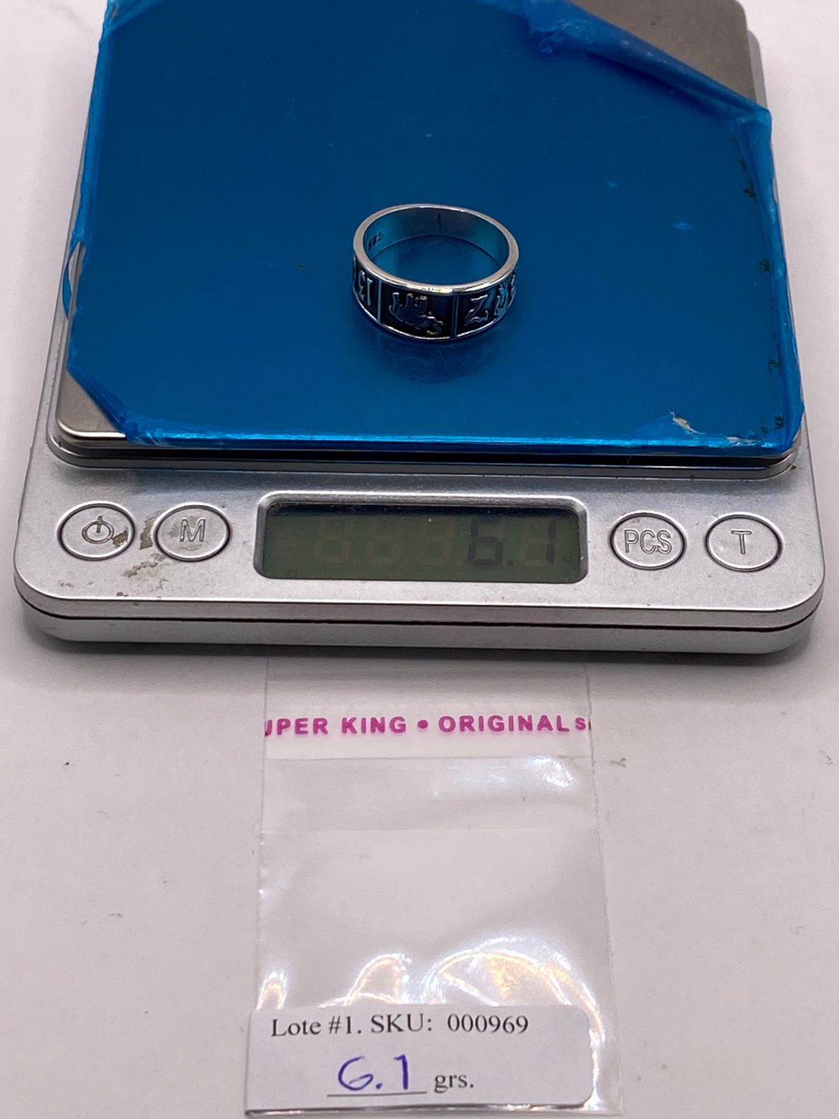 Anillo con Símbolos de la Suerte de Plata Ley .925
