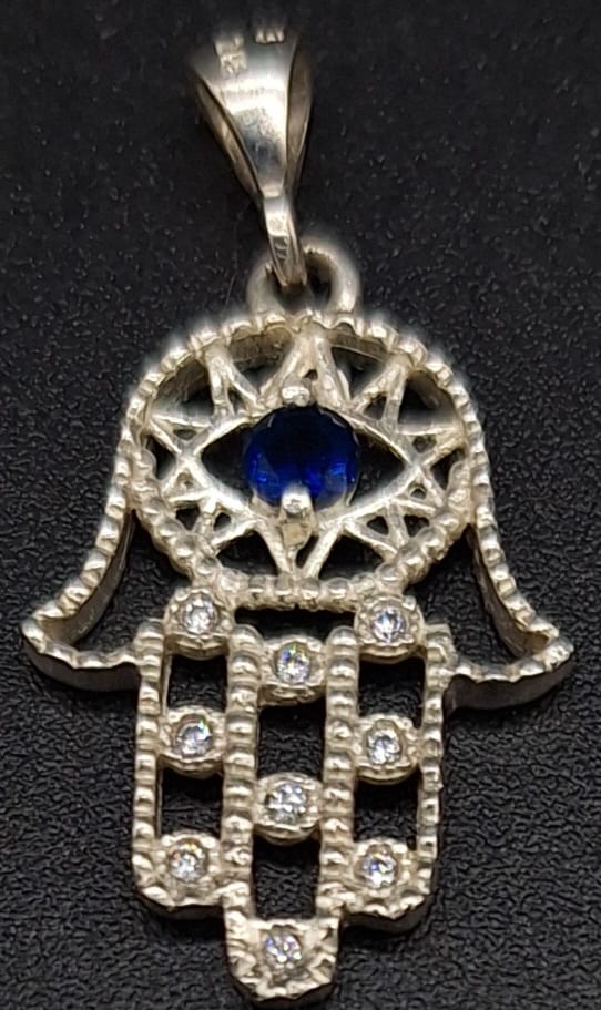 DIJE PLATA LEY 925 , MANO DE FATIMA CON TOPACIO AZUL