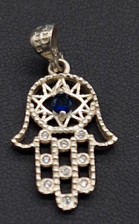 DIJE PLATA LEY 925 , MANO DE FATIMA CON TOPACIO AZUL