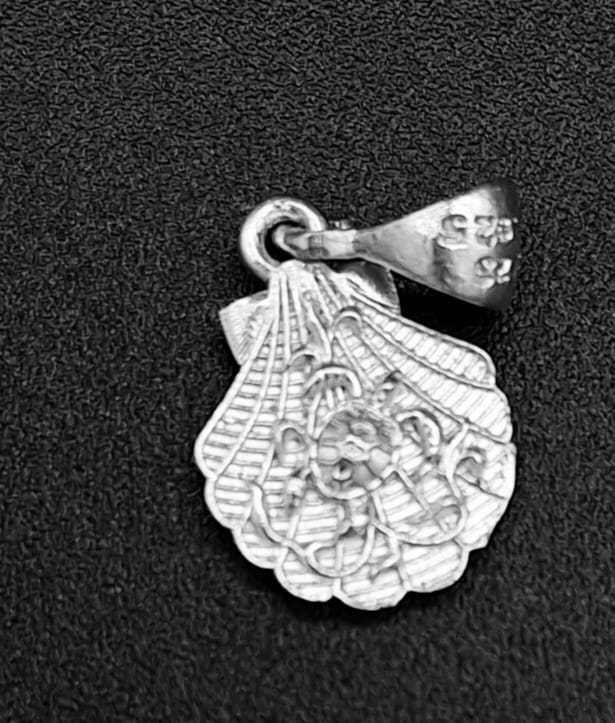 DIJE PLATA LEY 925 , CONCHA DE MAR.