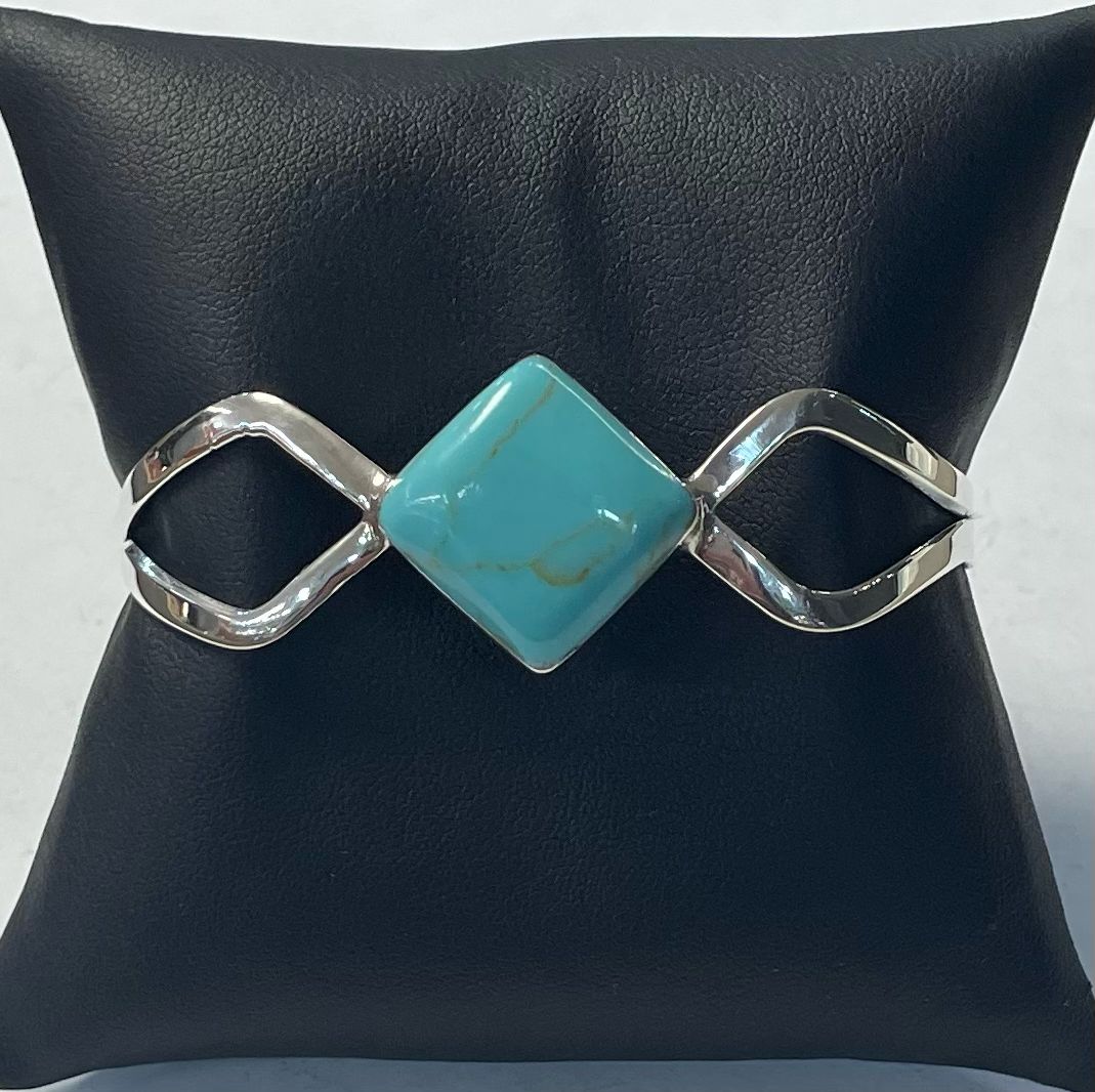 BRAZALETE CON TURQUESA EN PLATA LEY 925
