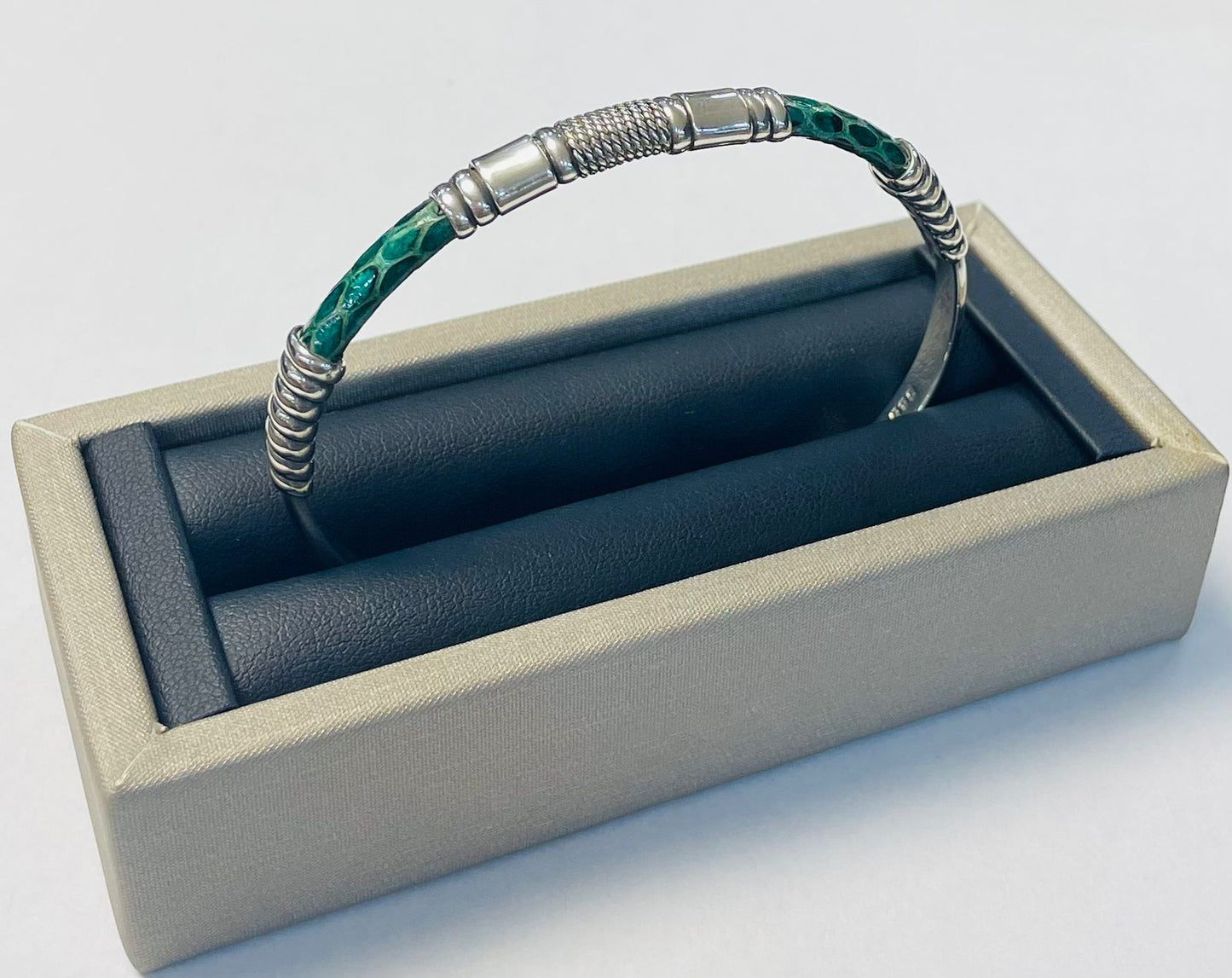 BRAZALETE EN PLATA LEY 925