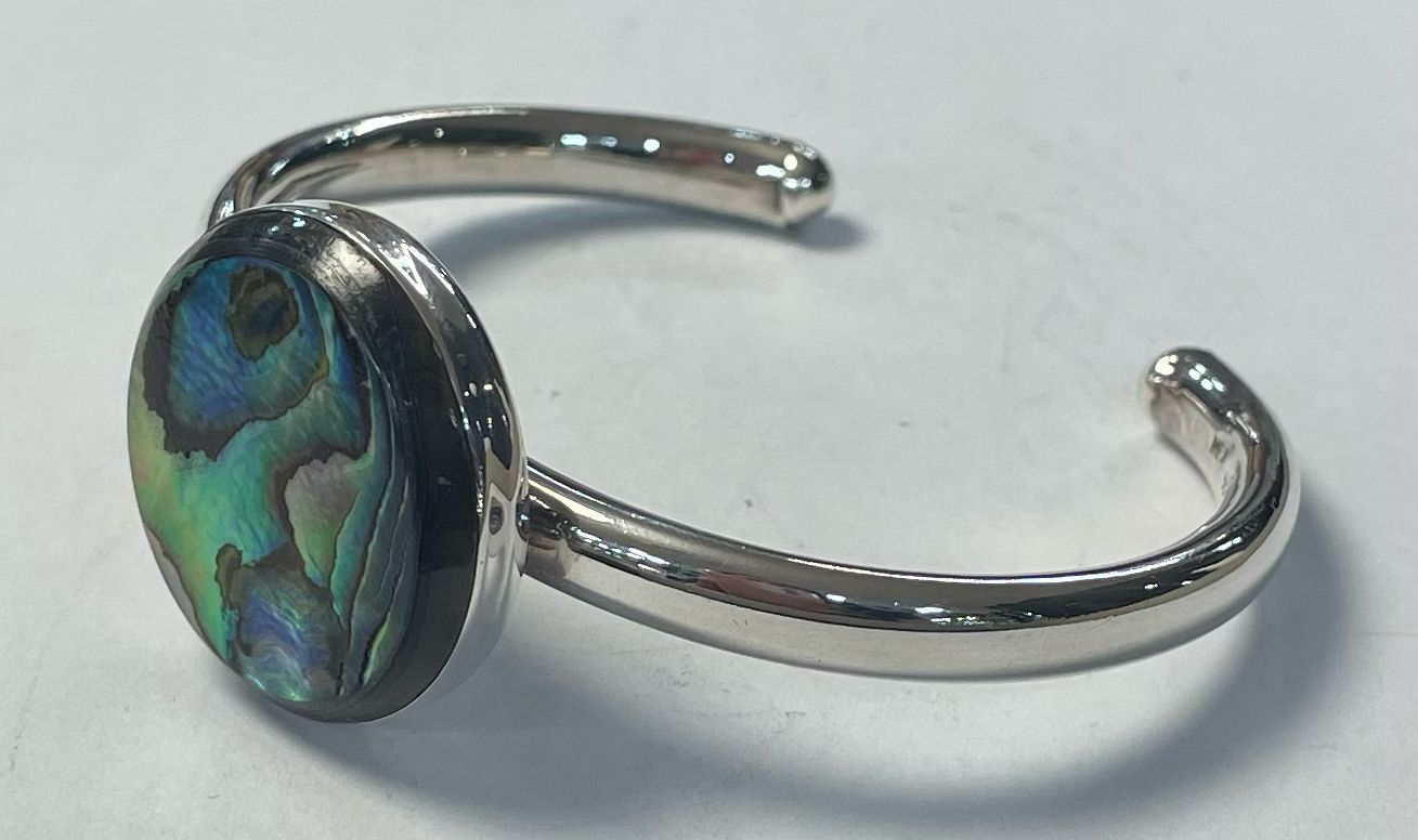 BRAZALETE CON CONCHA ABULON EN PLATA LEY 925
