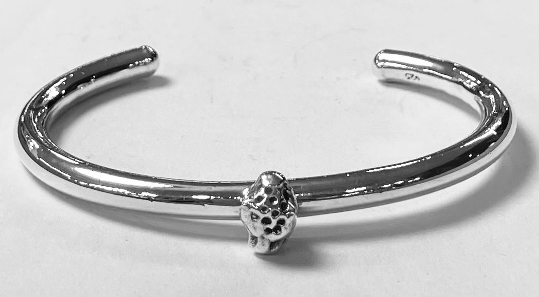 BRAZALETE CON CABEZA DE JAGUAR EN PLATA LEY 925