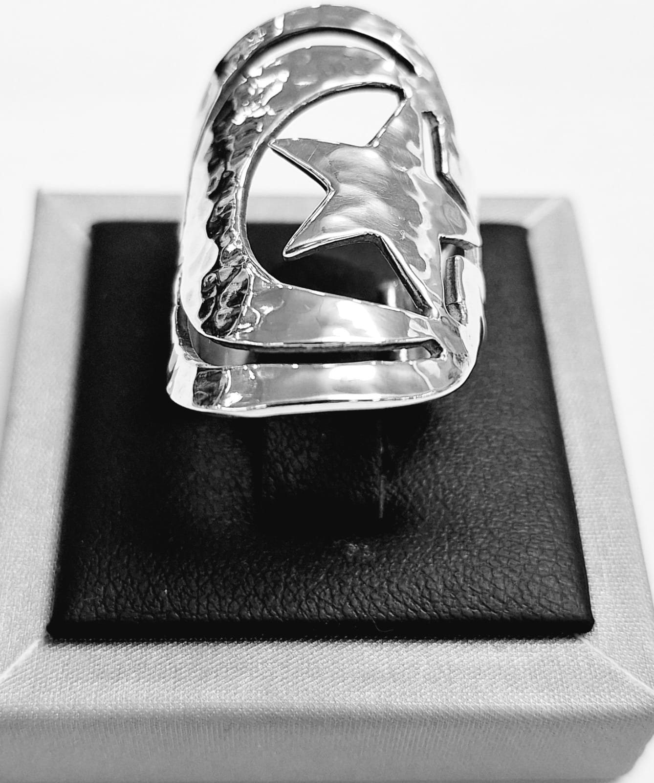 ANILLO MARTILLADO PLATA LEY 925