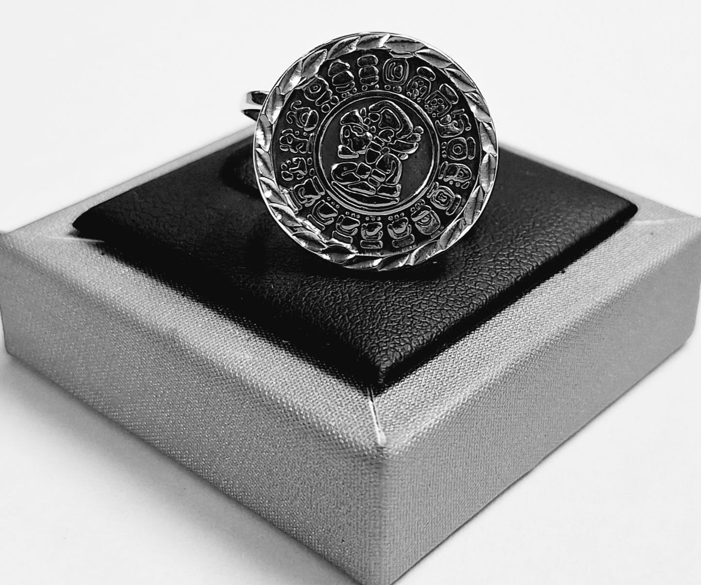 ANILLO CALENDARIO MAYA EN PLATA LEY 925