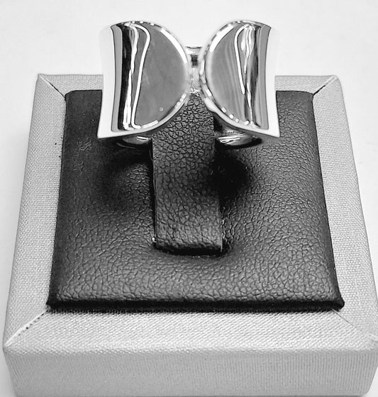 ANILLO EN PLATA LEY 925