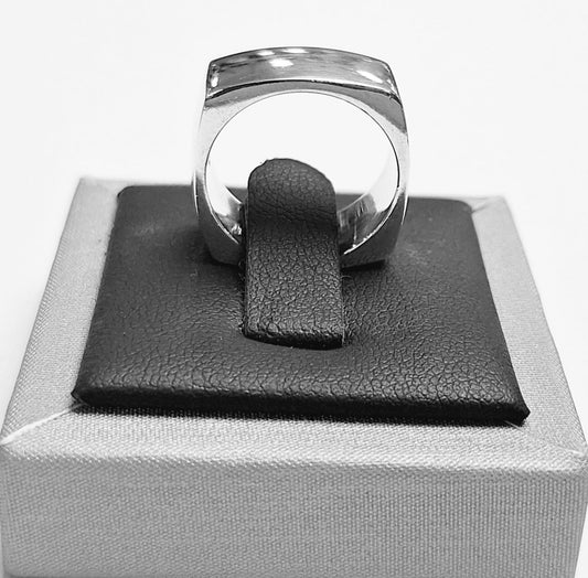 ANILLO EN PLATA LEY 925