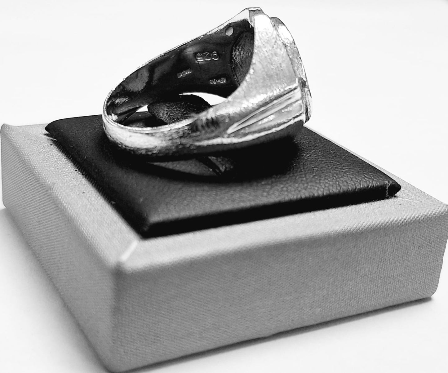 ANILLO MONEDA EN  PLATA LEY 925
