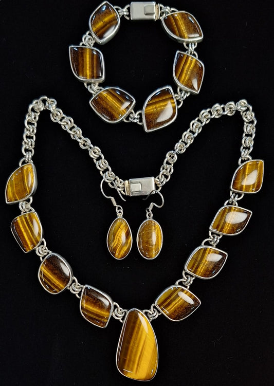 SET DE COLLAR CON  INCRUSTACIONES DE  OJO DE TIGRE EN PLATA LEY 950