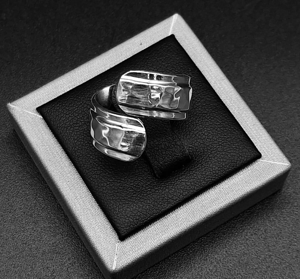 ANILLO PLATA LEY 925 , MARTILLADA