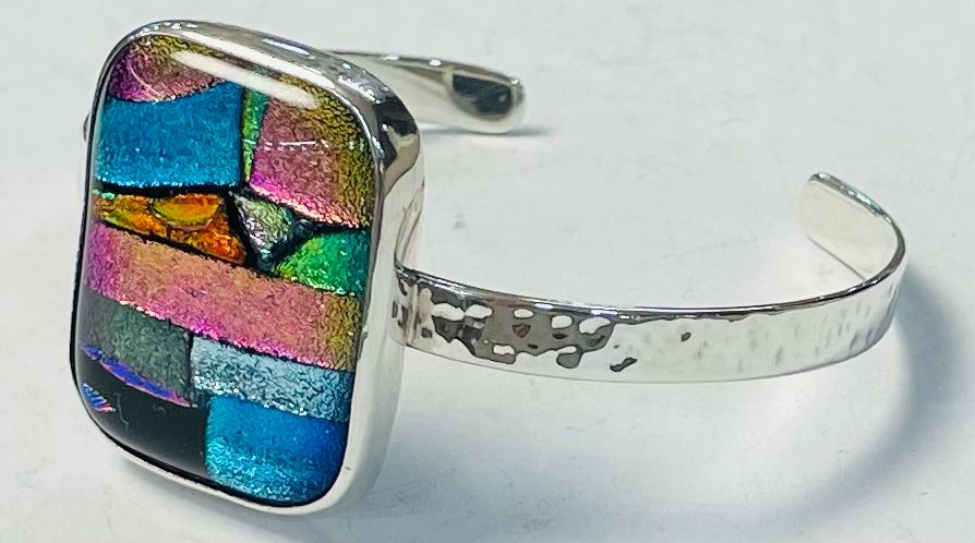 BRAZALETE CON DICROICO EN PLATA LEY 925