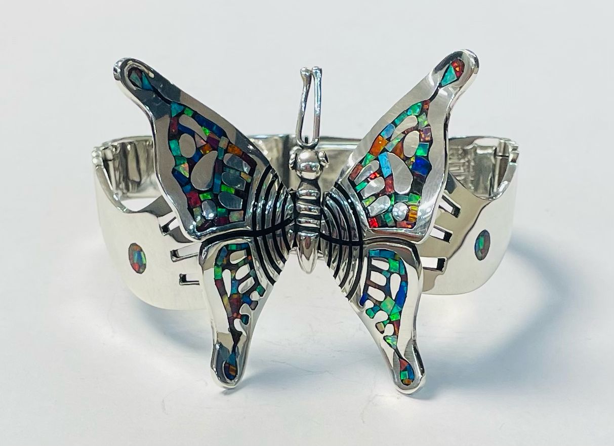 BRAZALETE CON OPALO EN PLATA LEY 925
