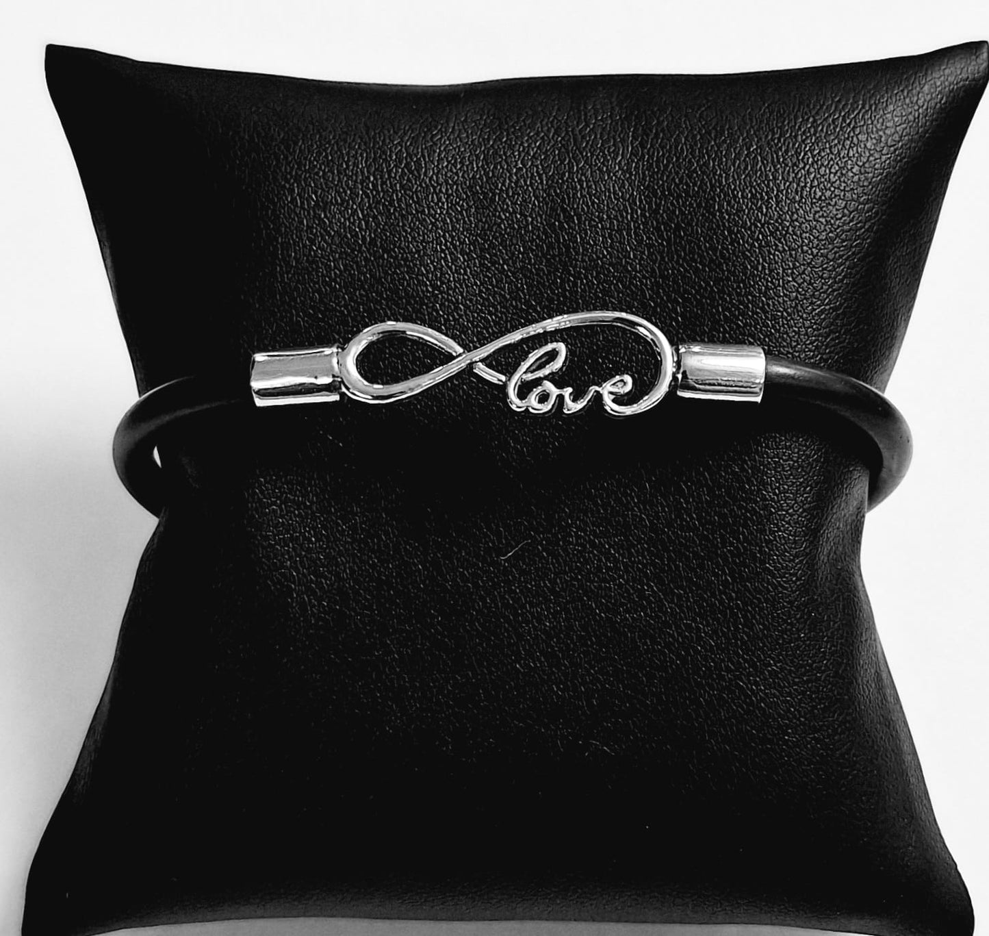 BRAZALETE EN PLATA LEY 925  CON CAUCHO