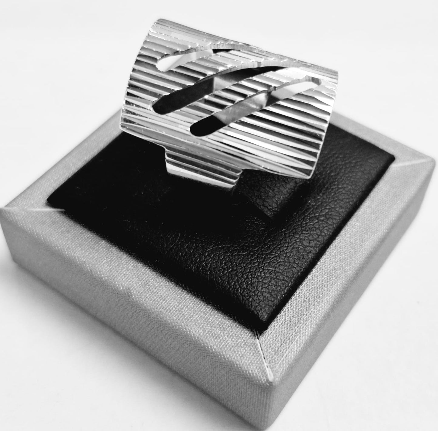 ANILLO DIAMANTADA PLATA LEY 925