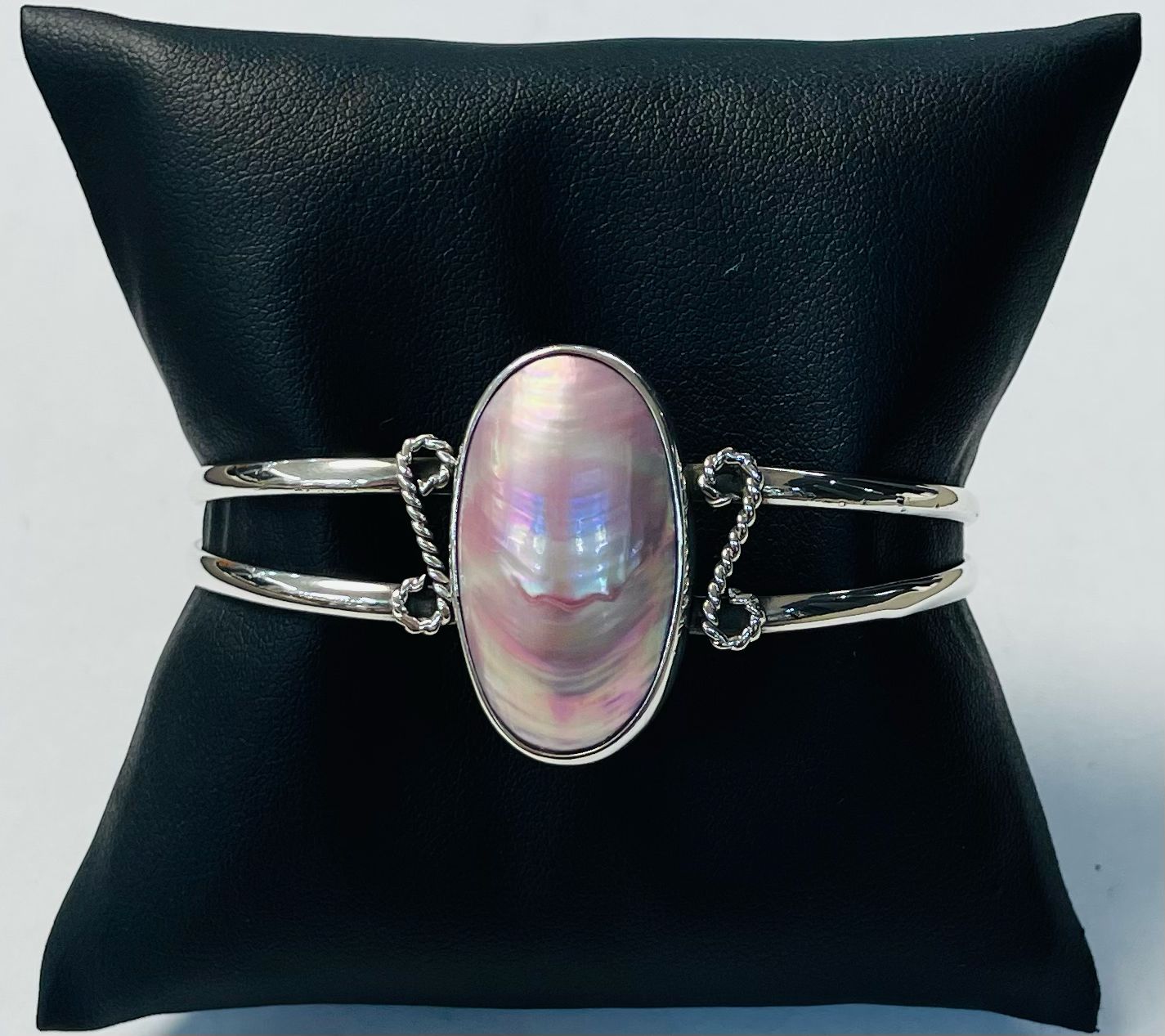 BRAZALETE CON MADRE PERLA EN PLATA LEY 925