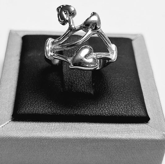 ANILLO DE TRES HOJAS EN PLATA LEY 925
