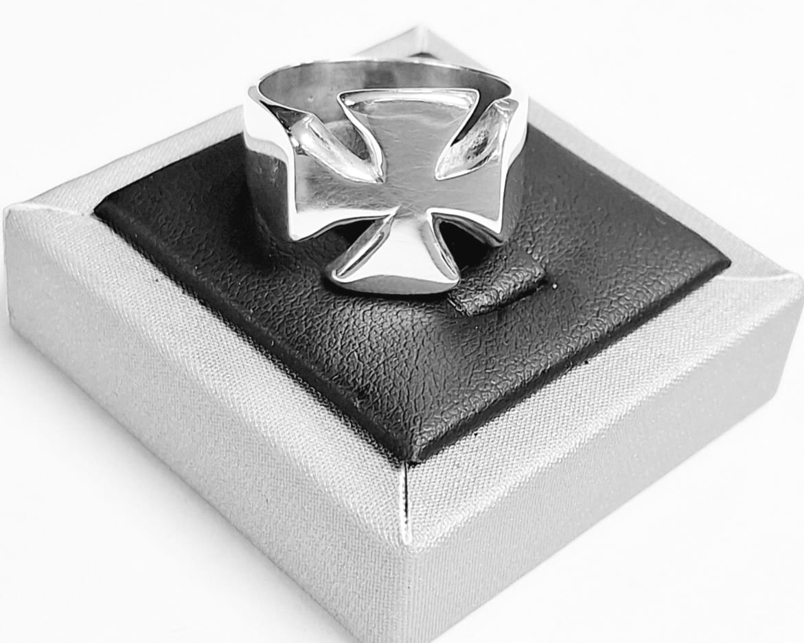 ANILLO  CRUZ EN PLATA LEY 925