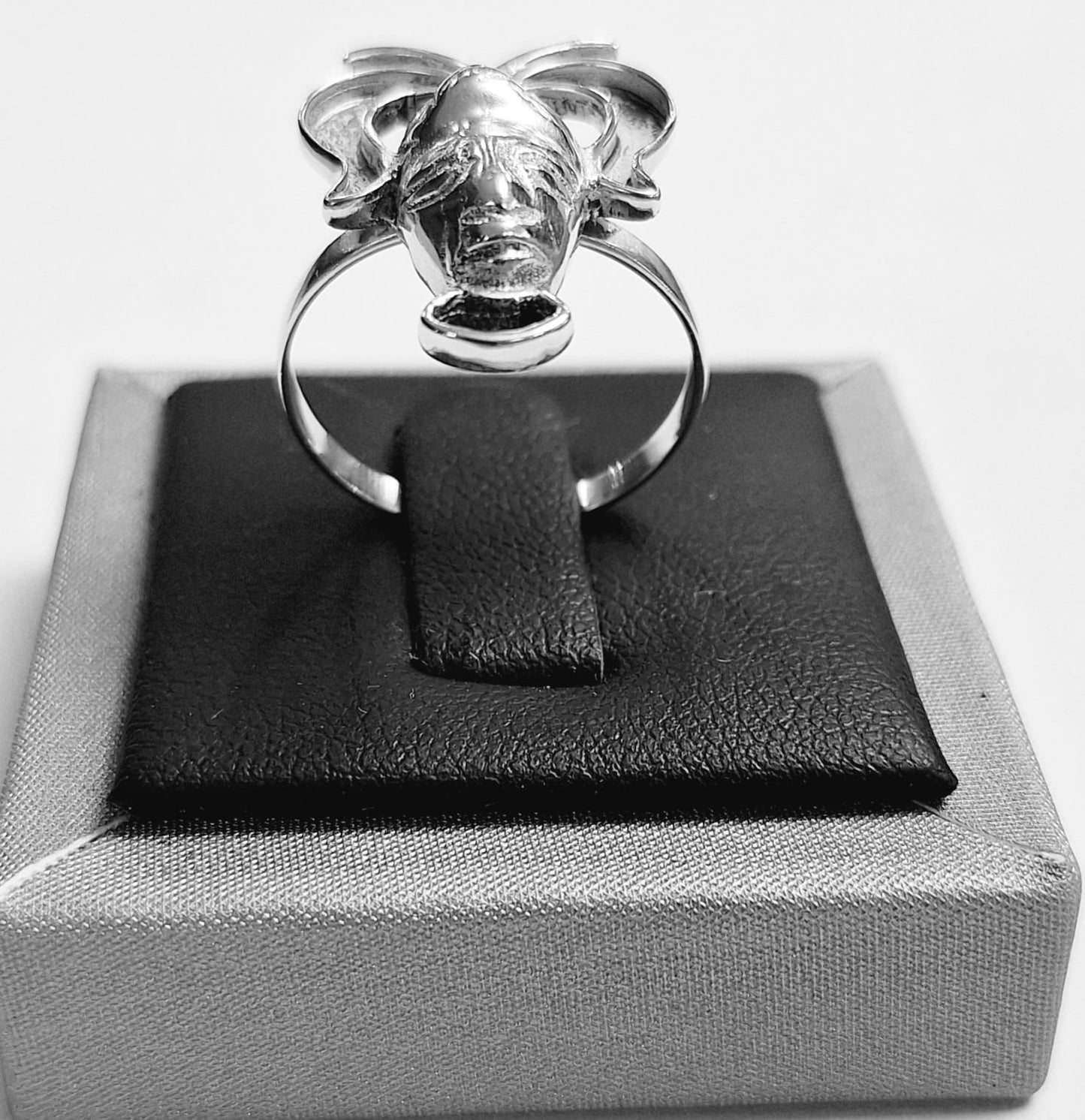 ANILLO  MAYA EN PLATA LEY 925
