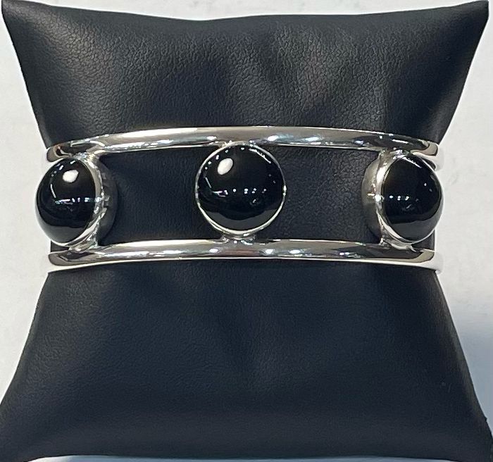 BRAZALETE CON OBSIDIANA EN PLATA LEY 925
