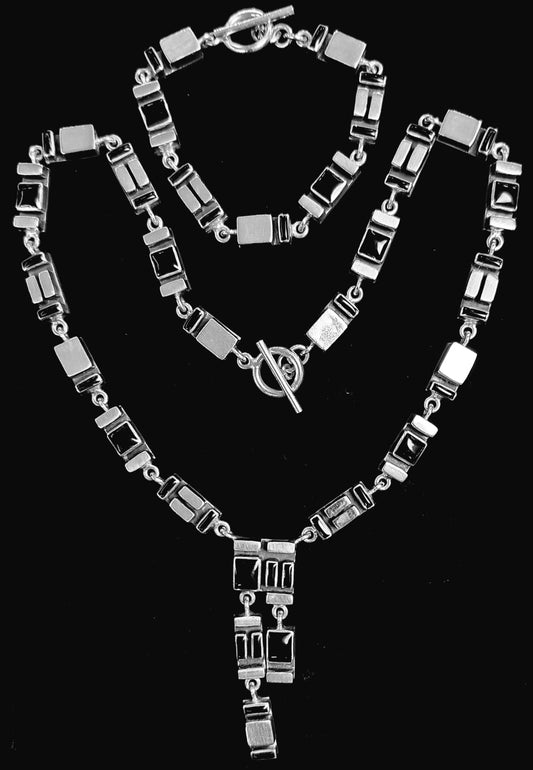SET DE COLLAR MOSAICO CON INCRUSTACIONES DE OBSIDIANA EN PLATA LEY 925