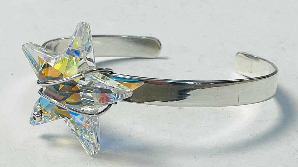 BRAZALE CON SWAROVSKI EN PLATA LEY 925
