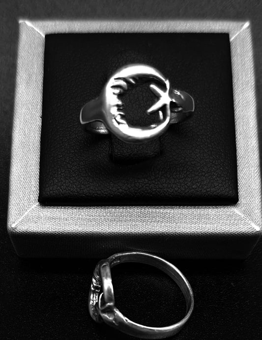 ANILLO LUNA CRECIENTE  EN PLATA LEY 925