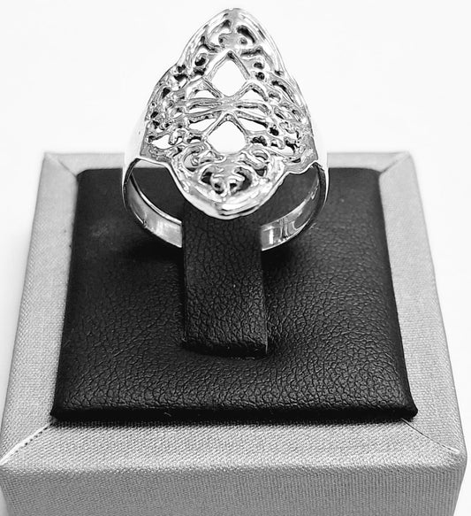 ANILLO CALADO EN PLATA LEY 925
