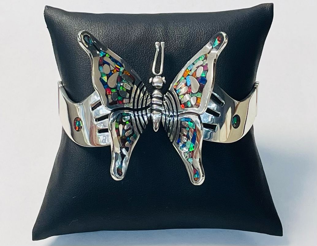 BRAZALETE CON OPALO EN PLATA LEY 925