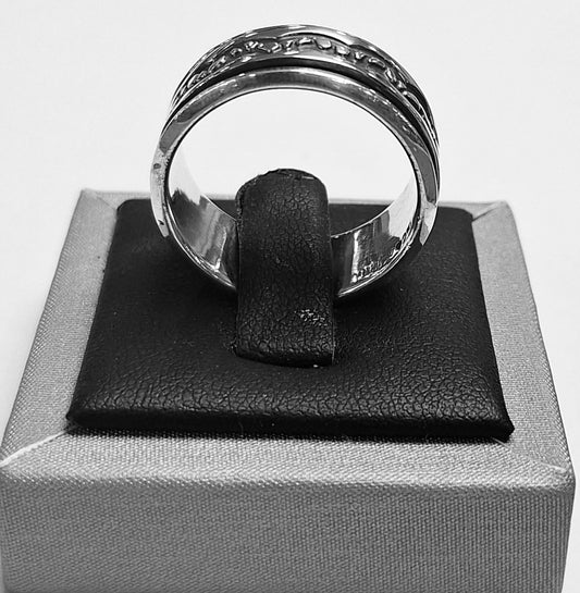 ANILLO EN PLATA LEY 925