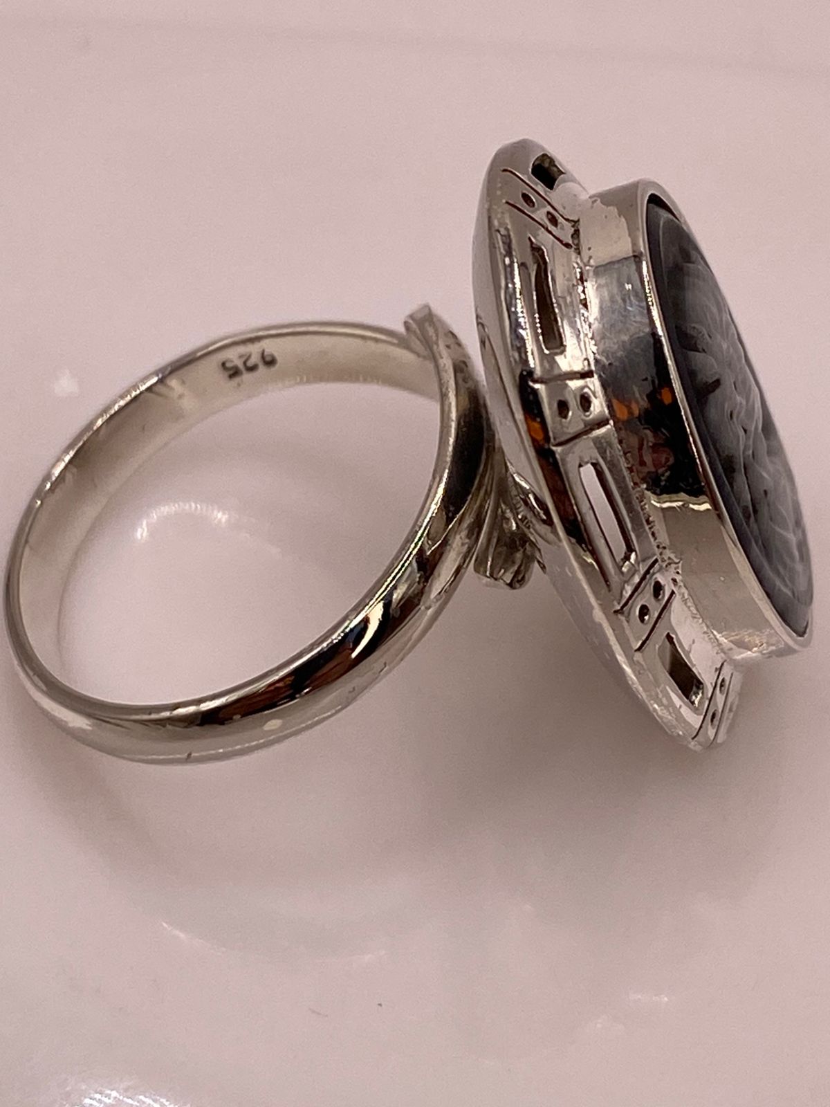 ANILLO AJUSTABLE DE PLATA LEY 925 CON CAMAFEO