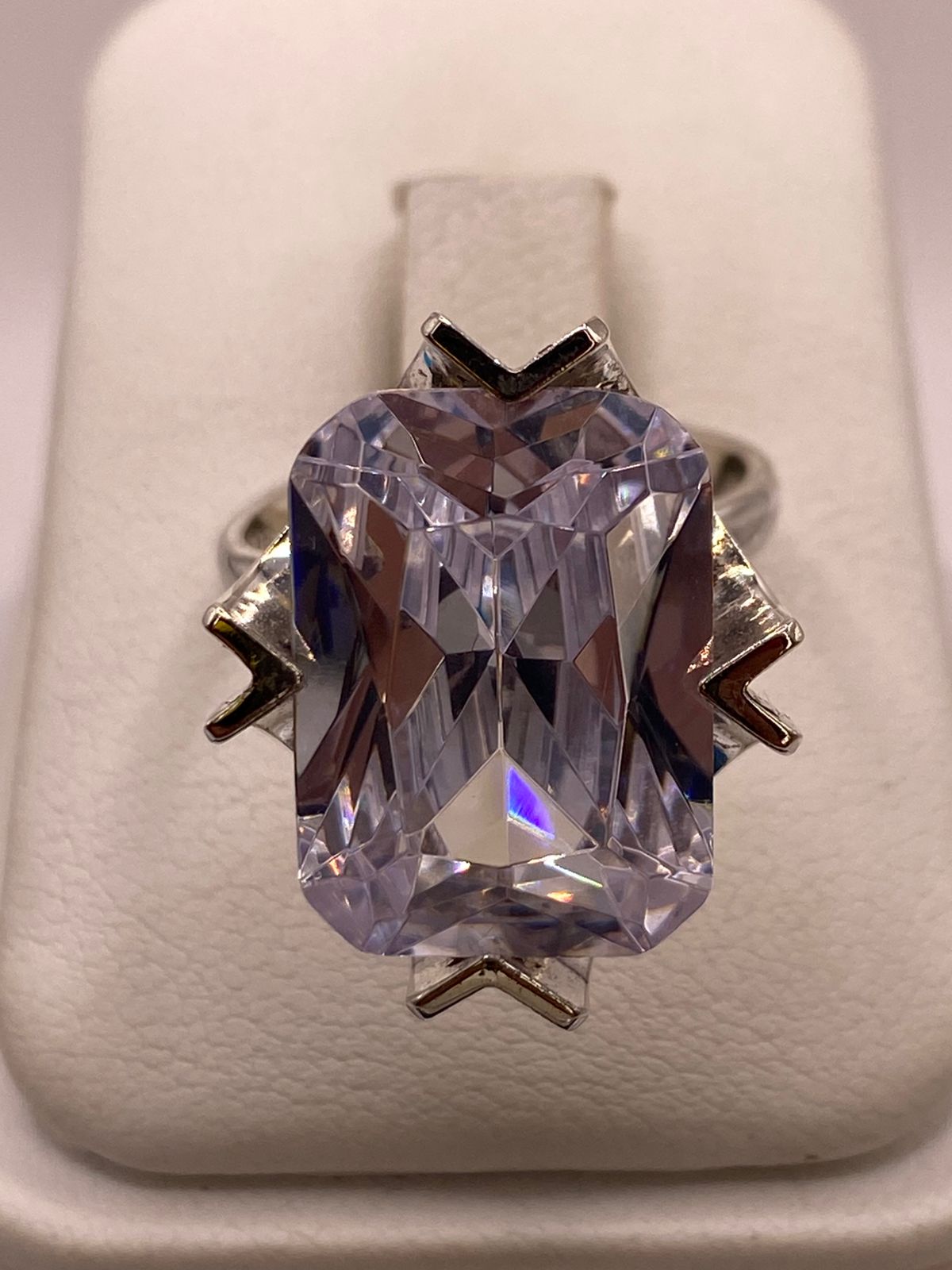 Anillo Ajustable de Plata 925 con Zirconia Rectangular