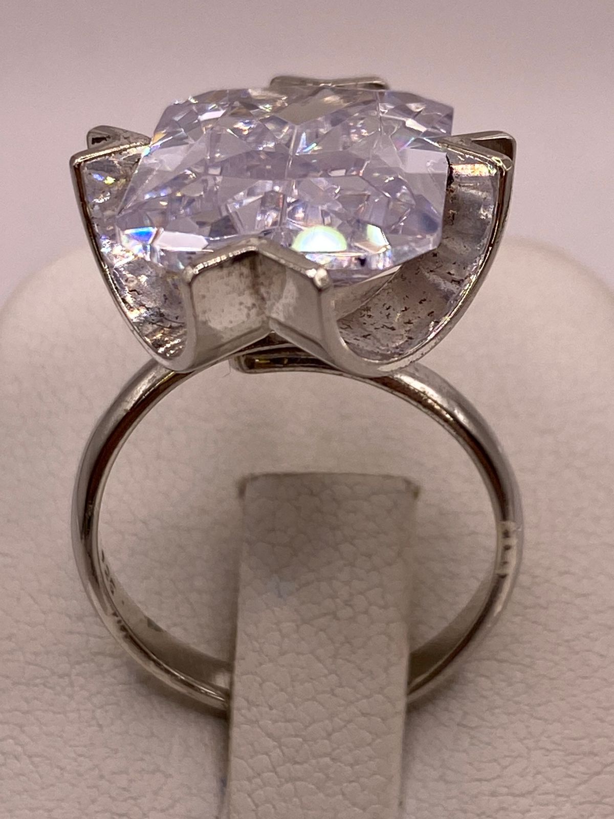 Anillo Ajustable de Plata 925 con Zirconia Rectangular