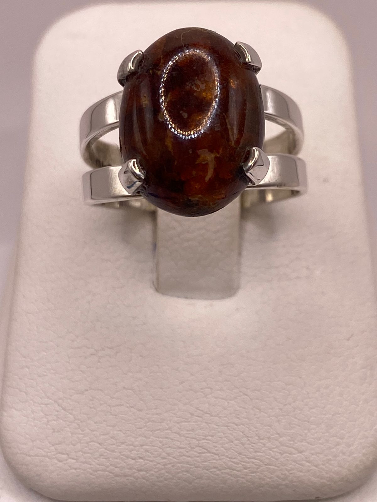 ANILLO DE ÁMBAR  EN PLATA LEY .925
