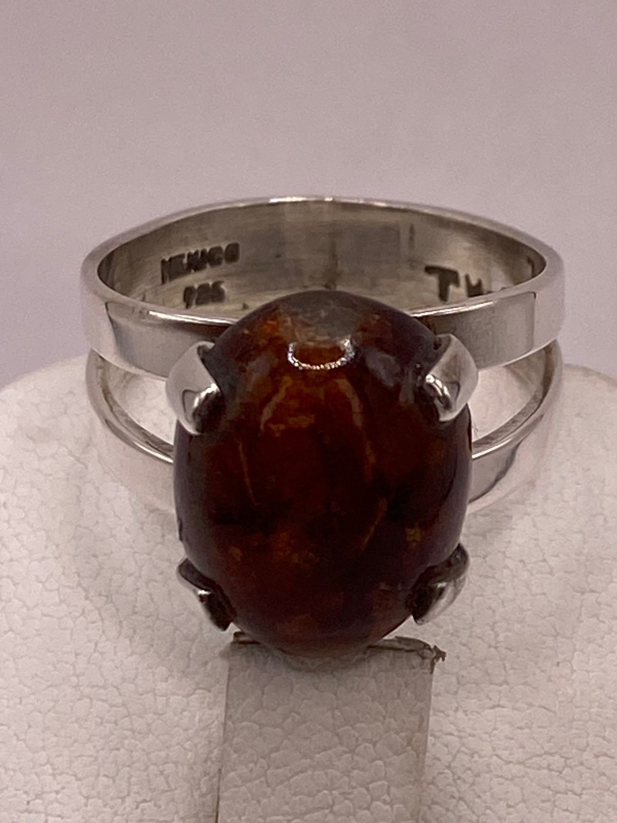 ANILLO DE ÁMBAR  EN PLATA LEY .925
