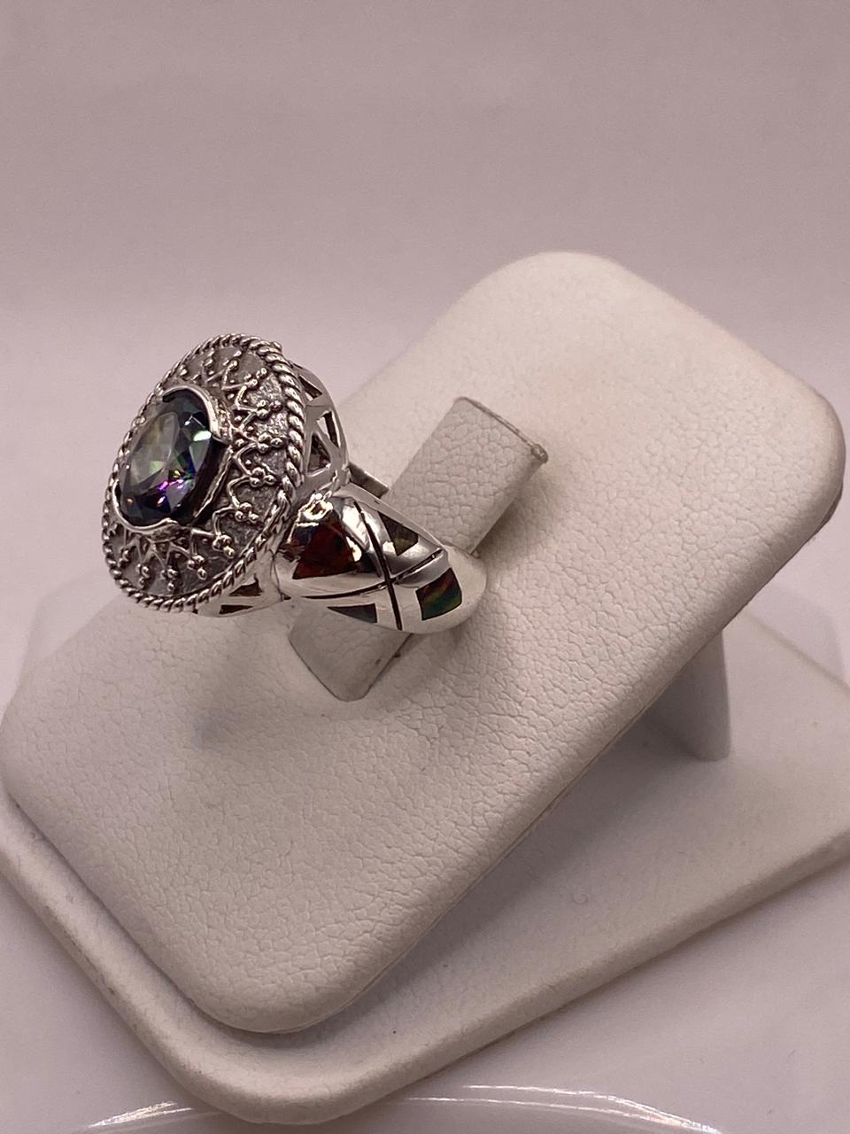 ANILLO ARTESANAL CON ÓPALO DE FUEGO Y ZIRCONIA  EN PLATA LEY .950