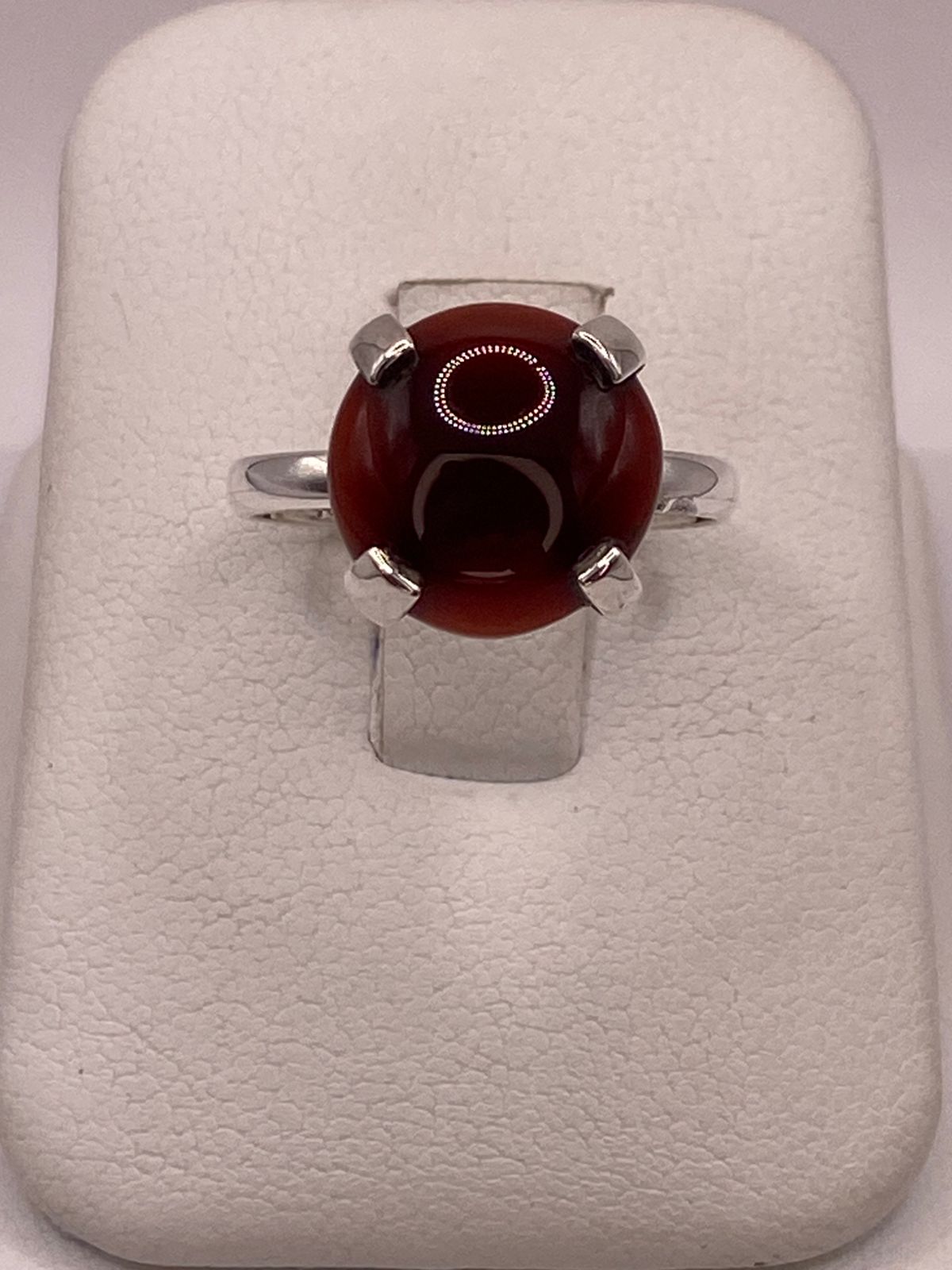 ANILLO ARTESANAL DE PLATA LEY 925 CON CORNALINA NATURAL